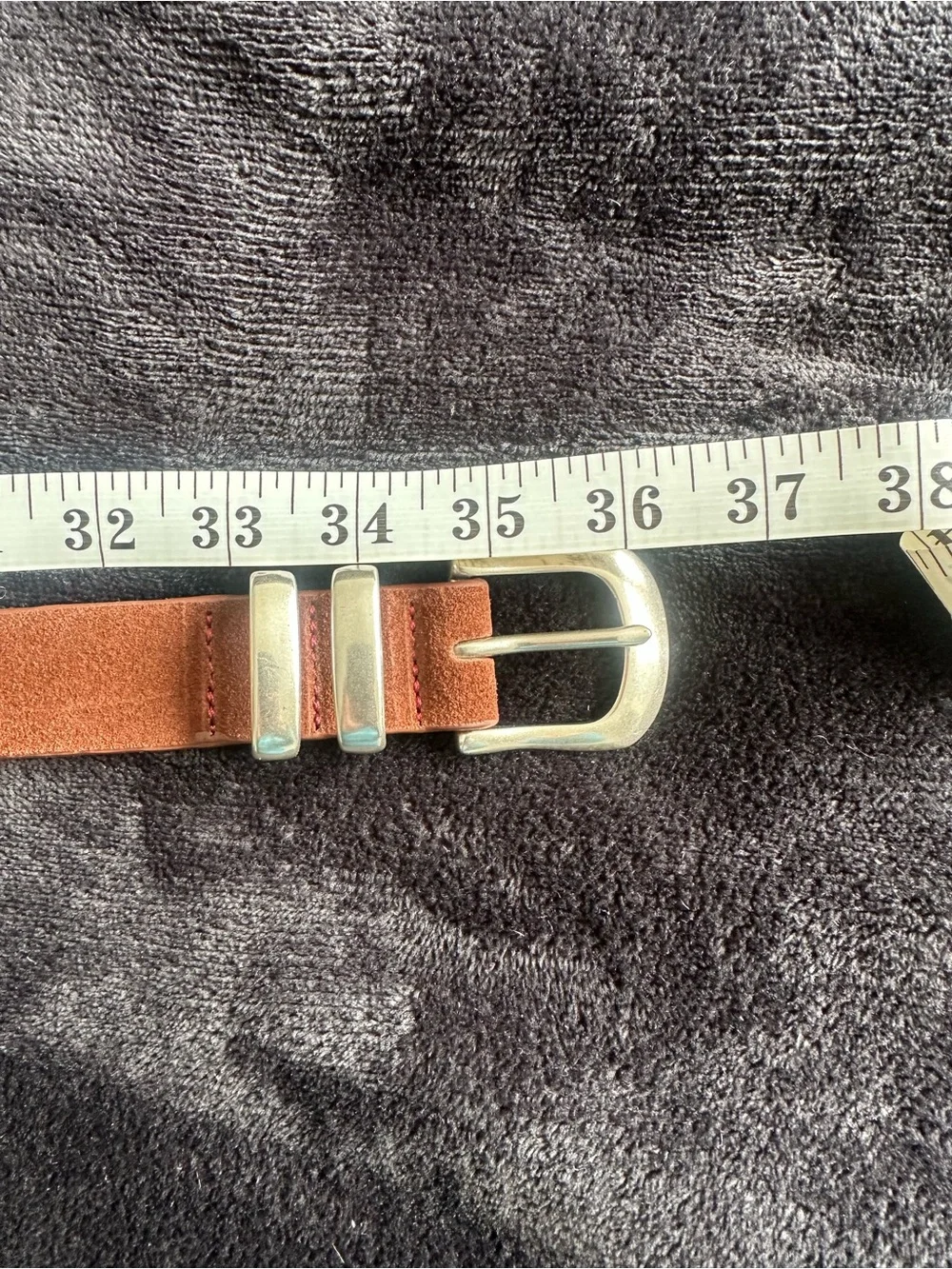 Understated Leather Hold ‘Em Belt